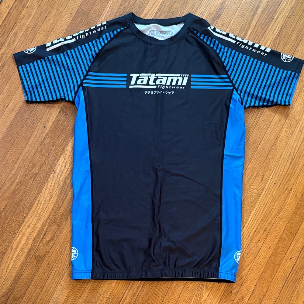 Tatami Men's Black and Blue Ranked Rash Guard